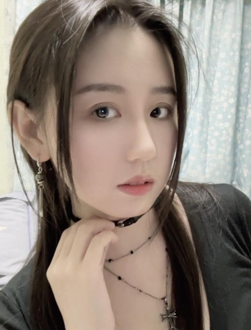 兼职极品尤物吹萧棒