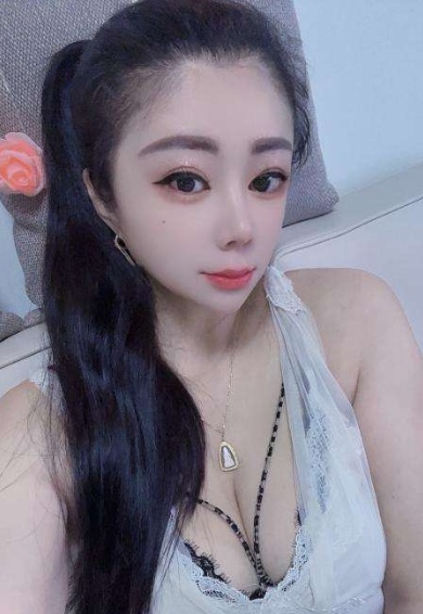 天河巨乳金莲