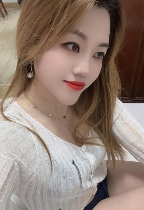 手感极佳，口活好逼紧水多，会娇喘会叫床