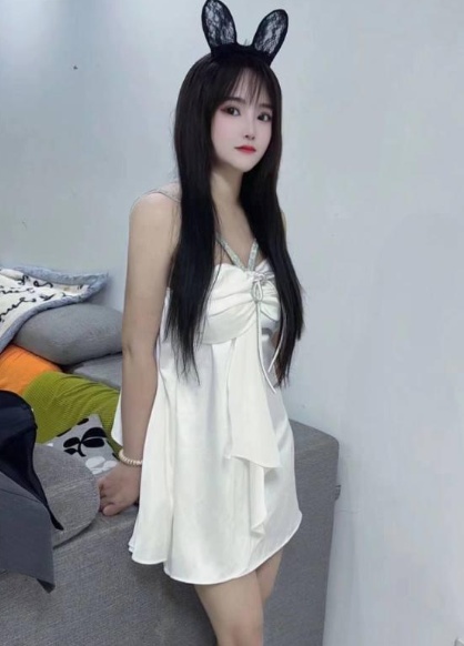 清纯小可爱乖巧配合