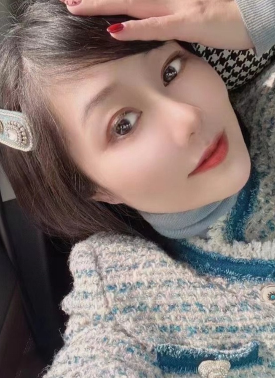 肥臀熟女超爽凤妮