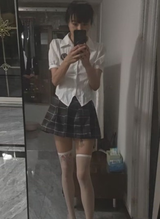 义堂特别瘦东北妹