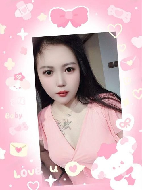 大奶美女服务棒棒的
