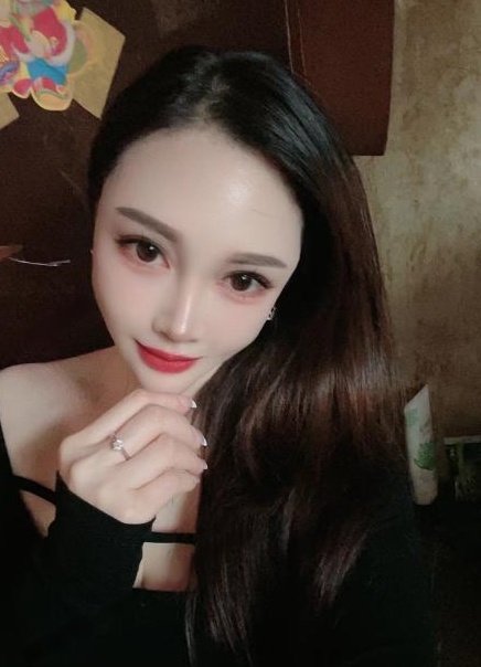 南方风韵犹存美乳娘