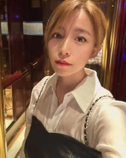 城东若彤小嫂子