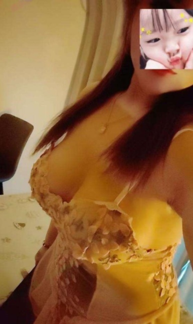 临平大奶床上很骚