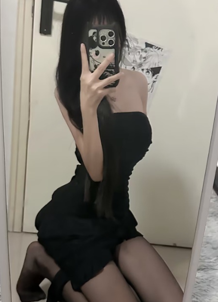 非常风骚服务一流的极品小姐姐