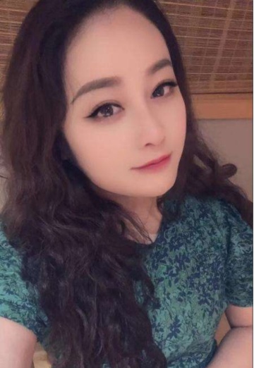 丰满小御姐