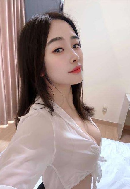 体育场骚女小野猫