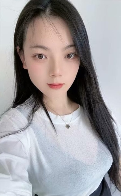 宝山奶子很粉的妹子