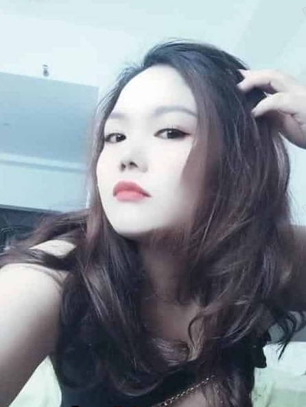 光谷大胸e妹