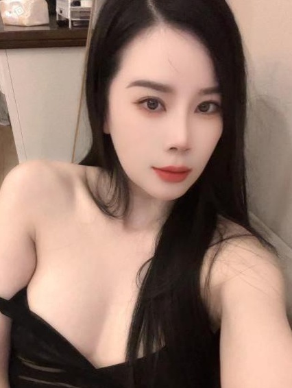 性感韵味姐姐身材好