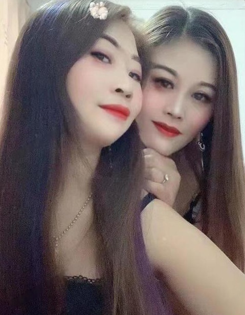 宝山激情少妇双飞