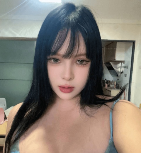 混血AV女优性感贴心