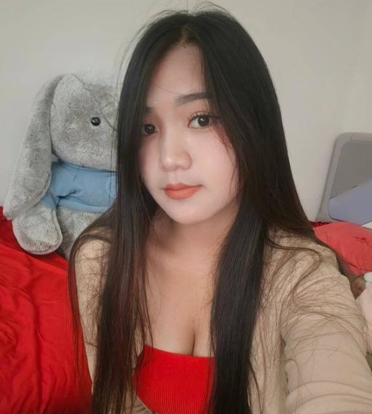 七里河黑丝长腿少妇