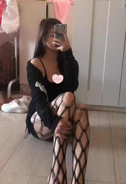 服务系舌吻洋洋