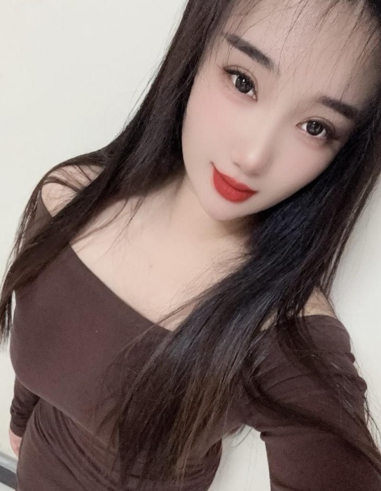 最骚黑丝妹妹