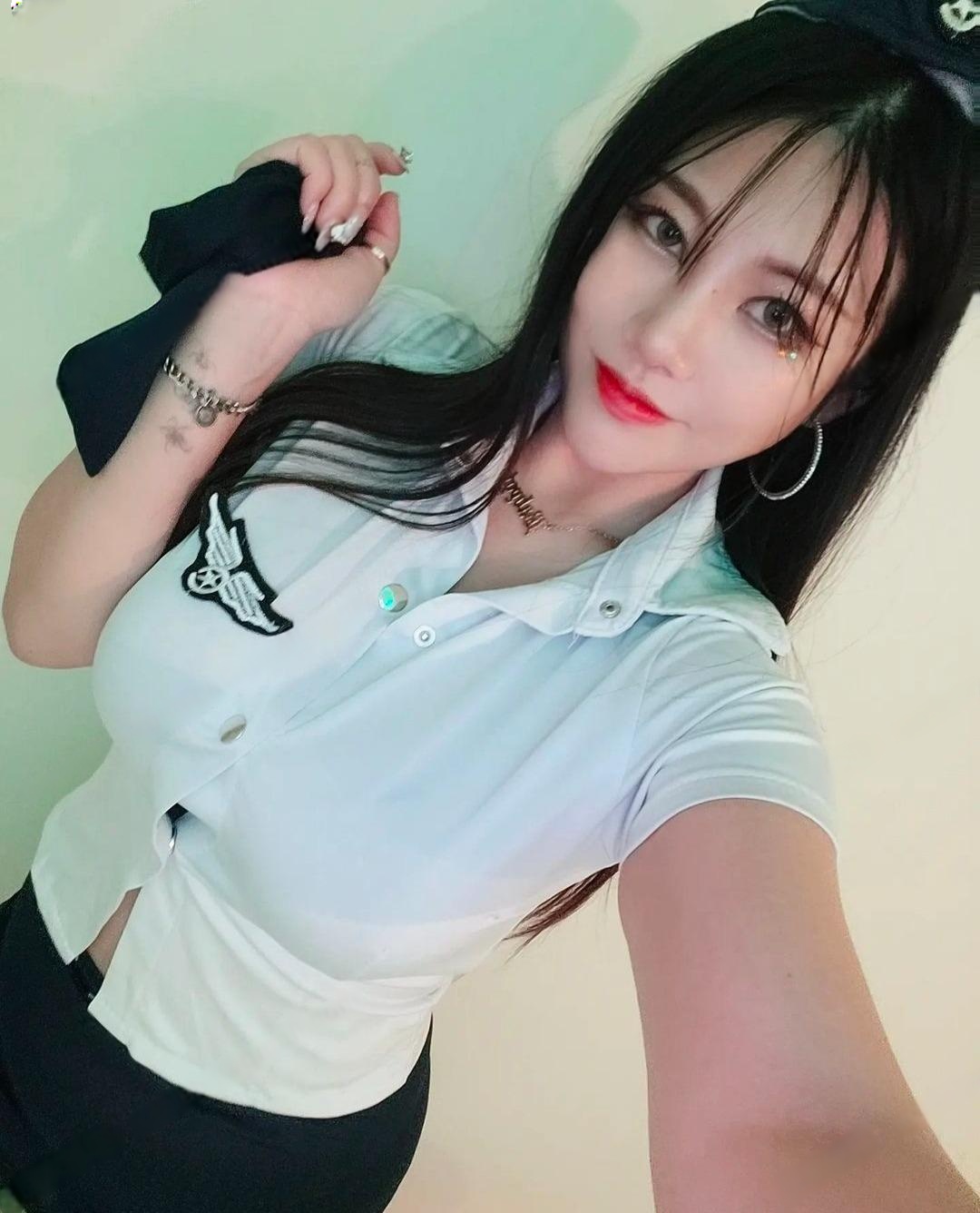 御姐丰满东北妞