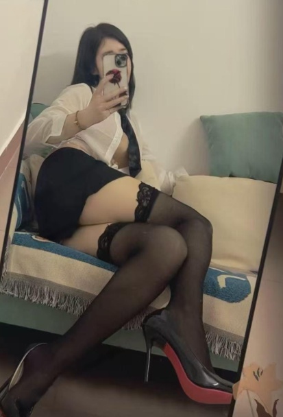 172cm美腿娜娜