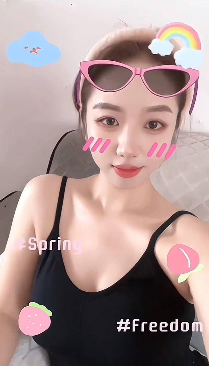 美丽的少数民族小姐姐