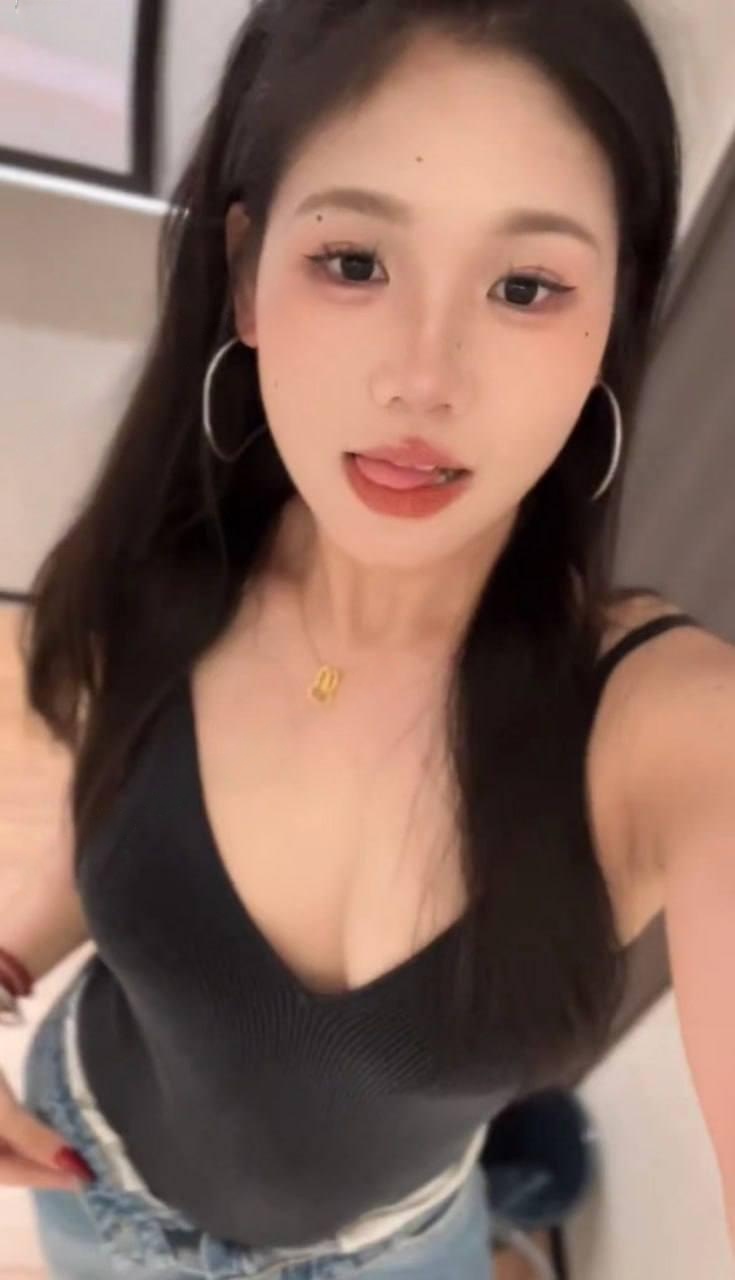 激情少妇身材好