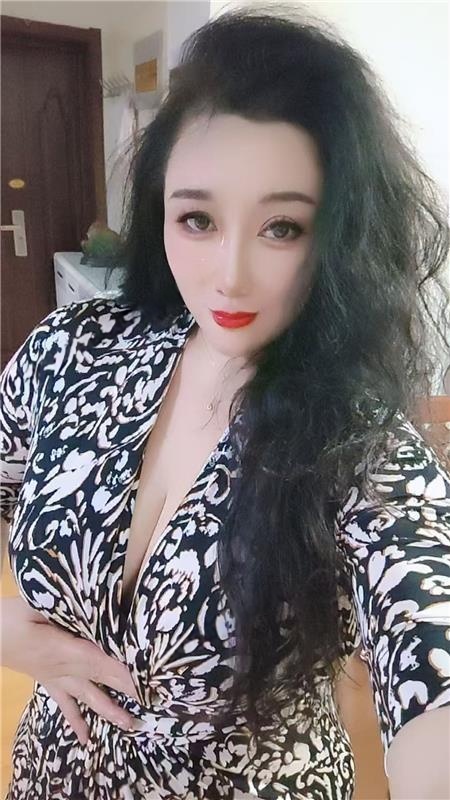 淫荡小妖精