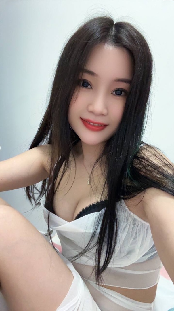 细腰翘臀风骚少妇