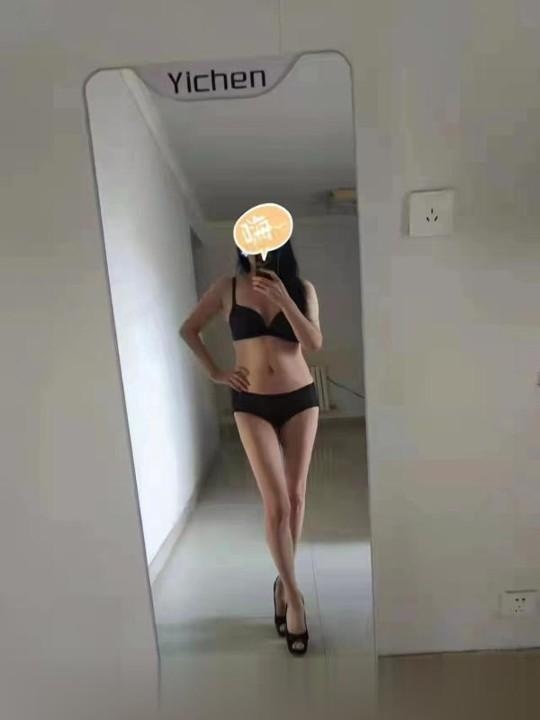 巨臀丰满重庆妹