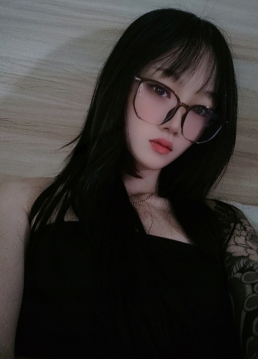 龙华精神小妹
