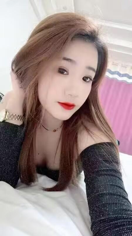 激情风骚大胸姐姐