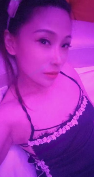 服务温柔型少妇