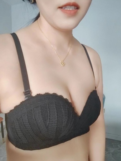 龙华卸货少妇