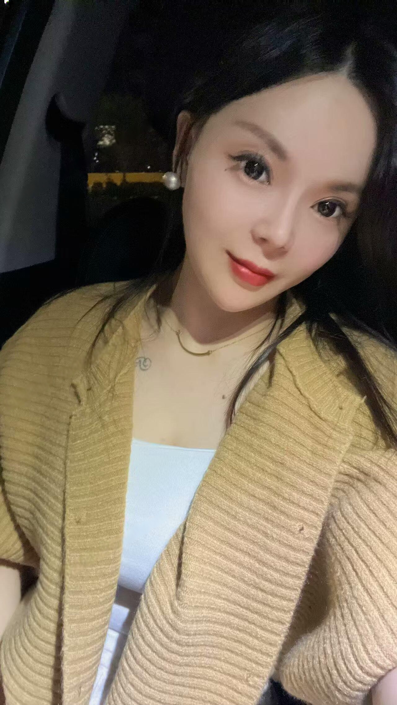 迈皋桥朱婷