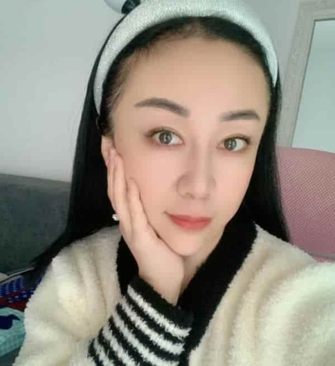 G奶美容店老板