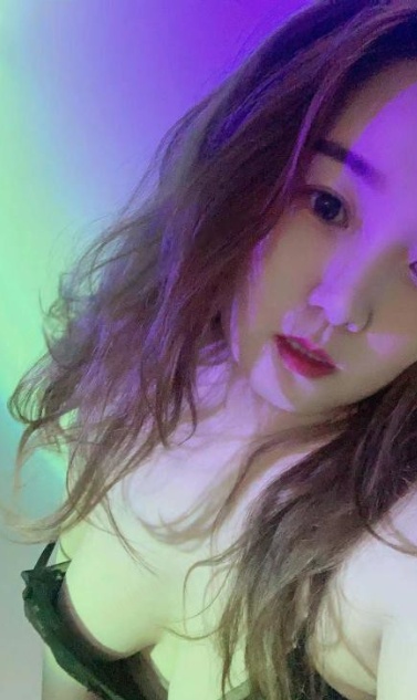辣妹子茜茜兼职
