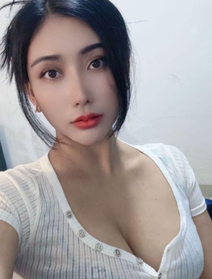 黄埔巨乳肥臀李李