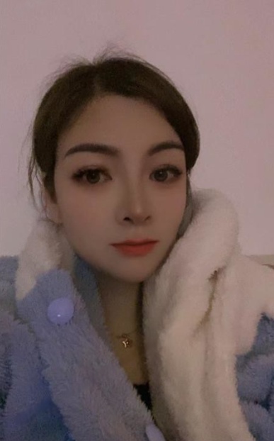 风情少妇