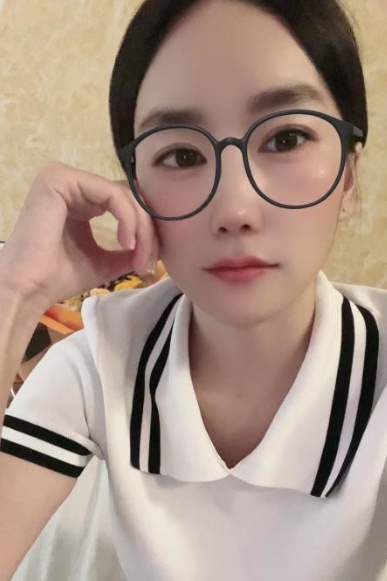 大胸妹儿彤