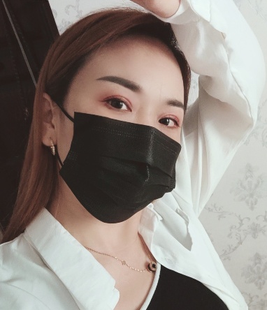 长腿炮架风骚妹子
