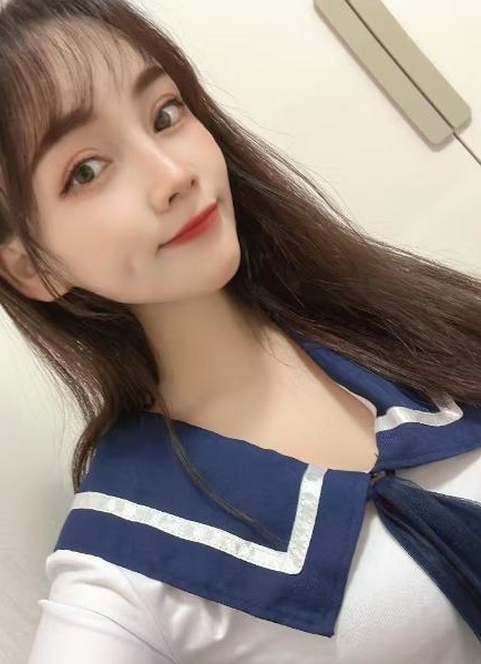 骨感甜御系妹子