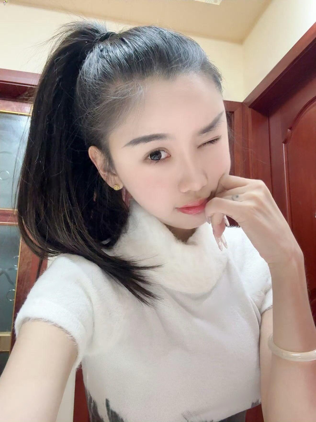 三里屯潇潇
