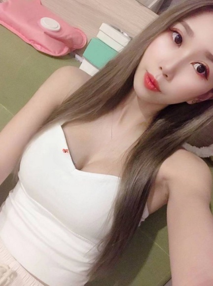 大长腿软妹子