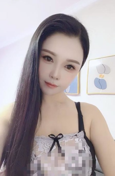 肥臀服务少妇