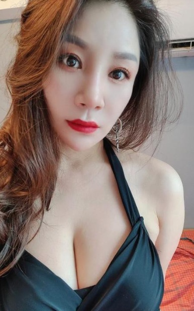D杯巨乳少妇