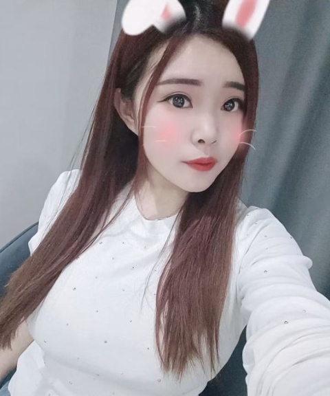 分享个小嫩妹