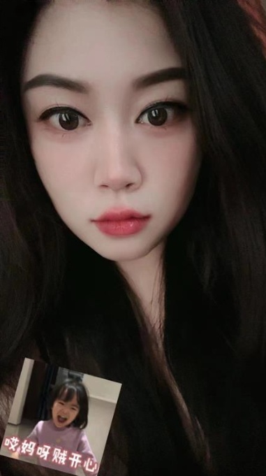 幸福丰满D奶少妇