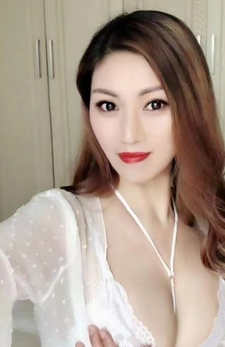 中项服务的姐姐