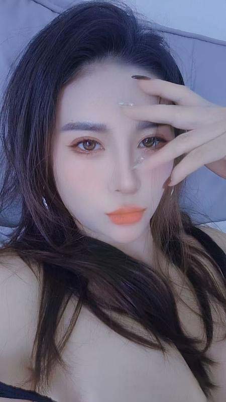 美女少妇