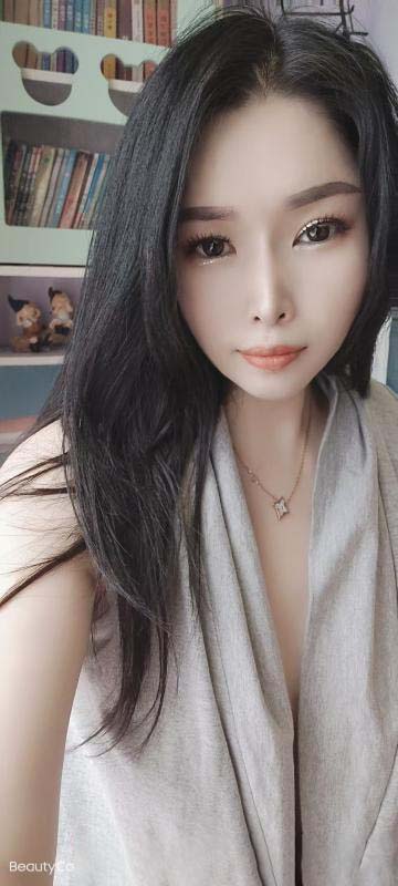 龙华小姐姐
