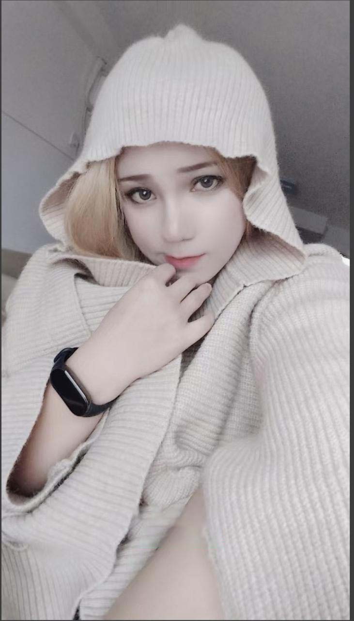 原汁原味烧妹。